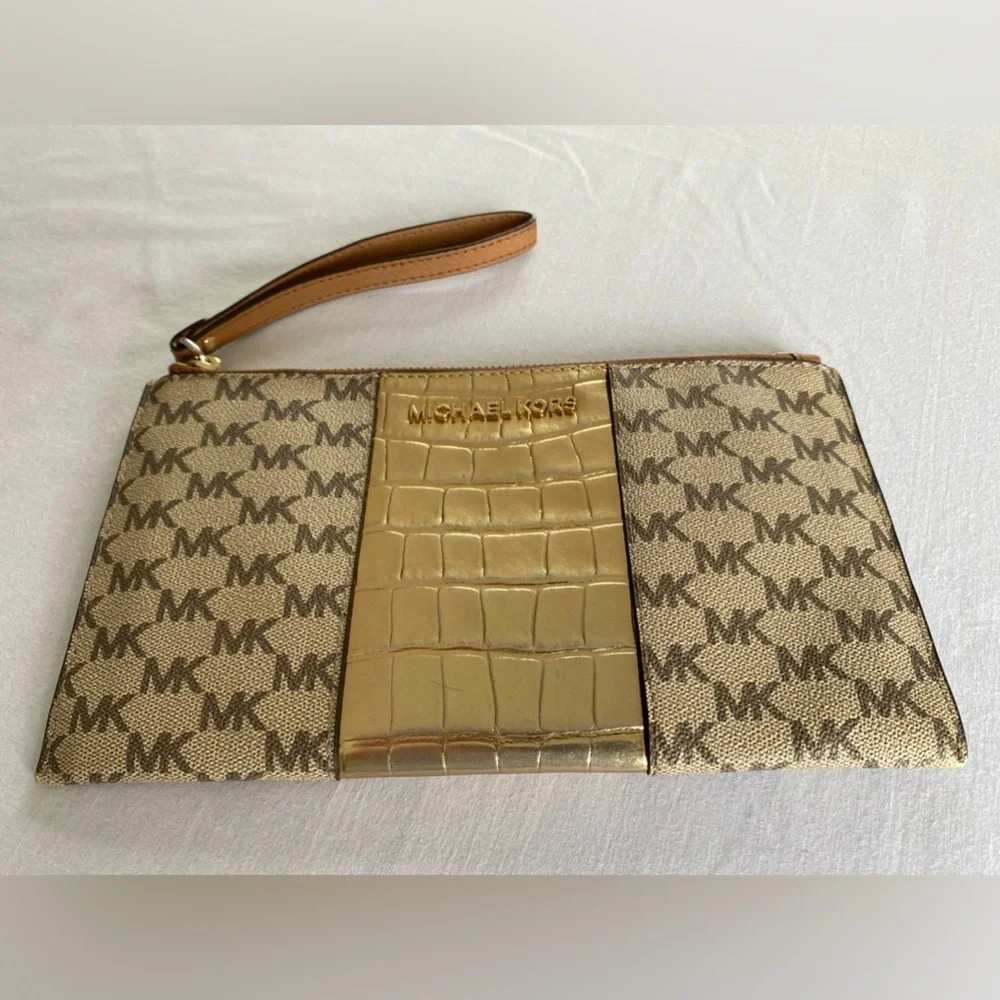 Michael Kors Beige/Gold Croc Embossed Leather and MK Canvas Wristlet Clutch. 10” - Picture 3 of 15